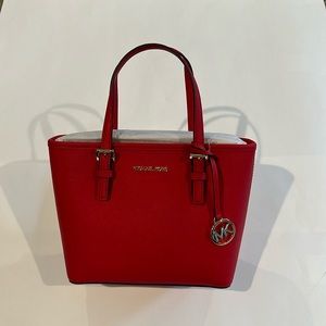NWOT - Michael Kors Jet Set Travel Purse - Bright Red